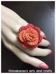 English Lady Crochet Finger Ring