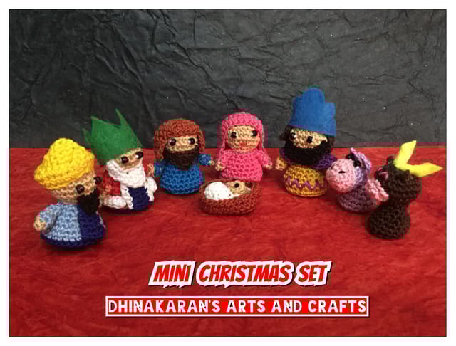Miniature Crochet Christmas Set