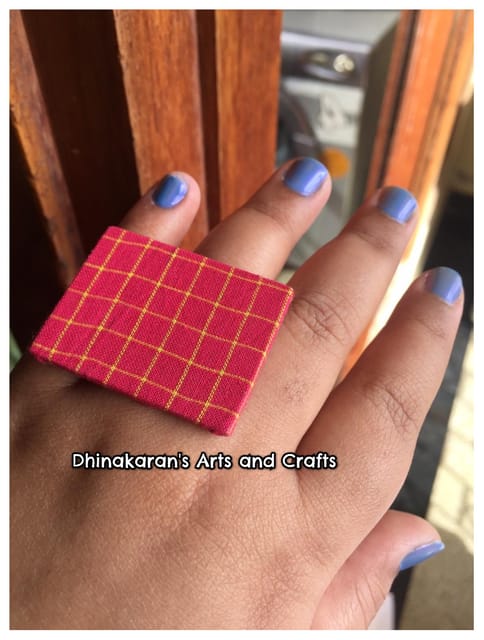 Checks Fingerring