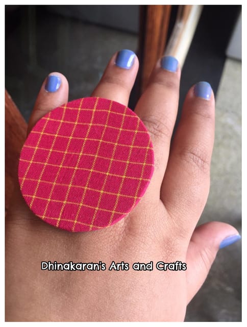 Checks Fingerring
