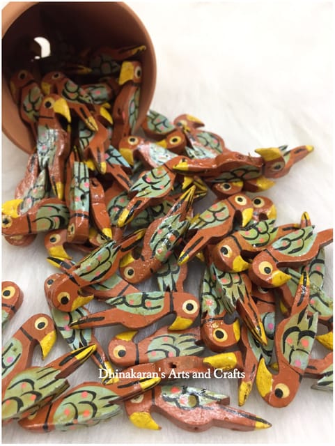 Brown Parrot Buttons