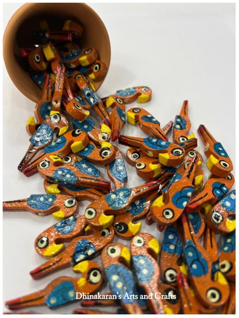 Brown Parrot Buttons