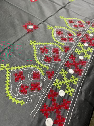 Art Silk Kutchwork Blouse Piece