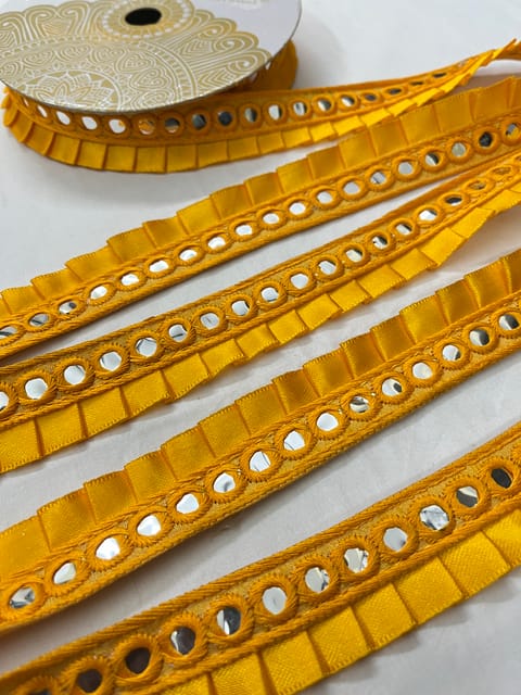 Frills Mirror Lace