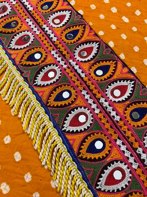 Kutchwork Border
