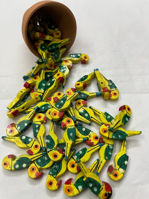 Yellow Parrot Buttons