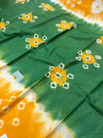 Sungudi Bandhani Saree