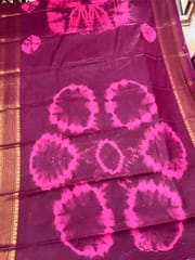 Sungudi Bandhani Saree