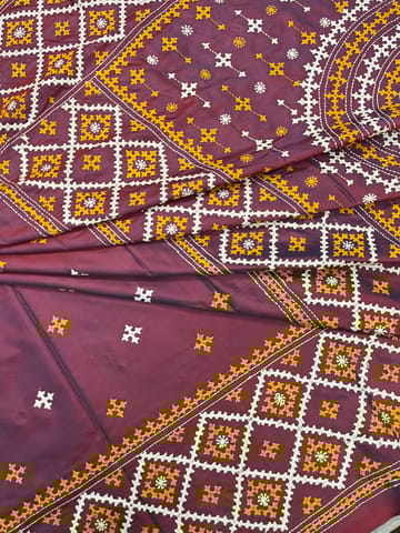 Nazaqat Kutchwork Saree