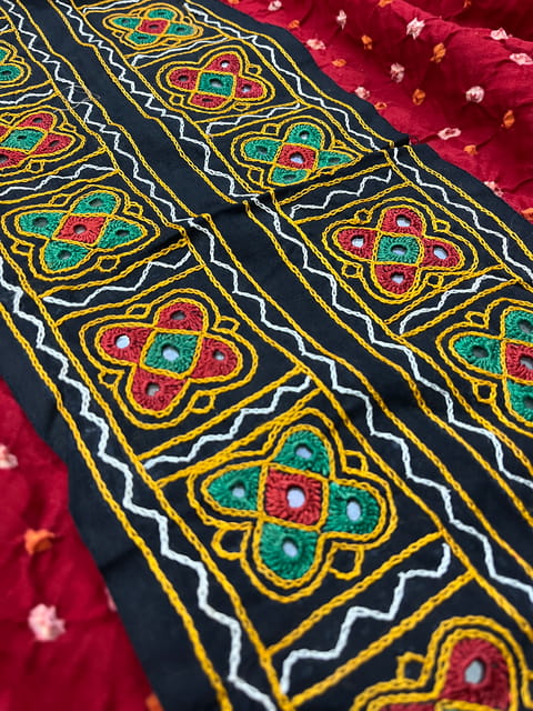 Kutchwork Border