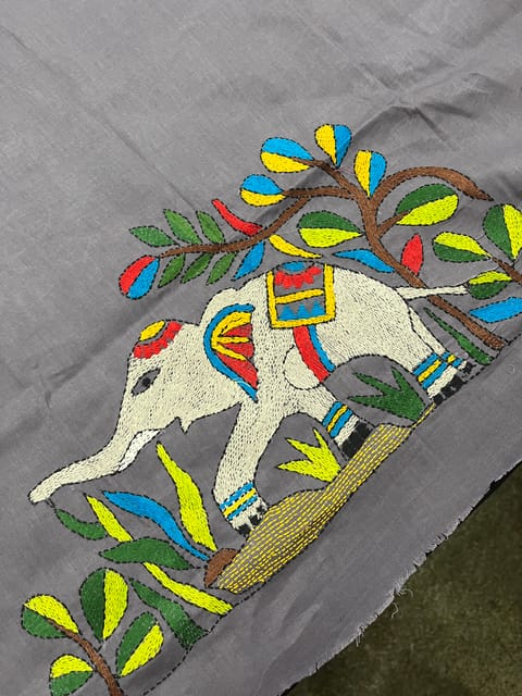 DKBP41 Designer Kanthawork Blouse Piece
