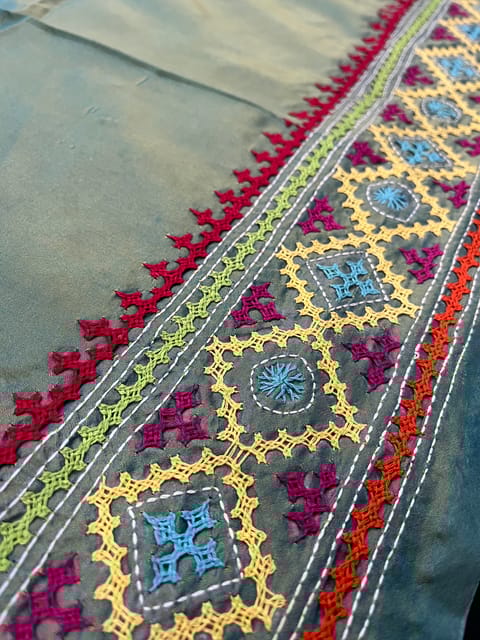 Art Silk Kutchwork Blouse Piece