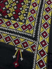 GEOMETRIC Kutchwork Saree