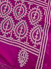 MORPANKH Kutchwork Saree