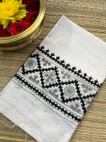 KUTBP280 Kutchwork Blouse Piece