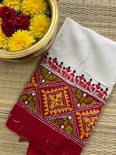 DKABP10 Dual Color Kanthawork Blouse Piece