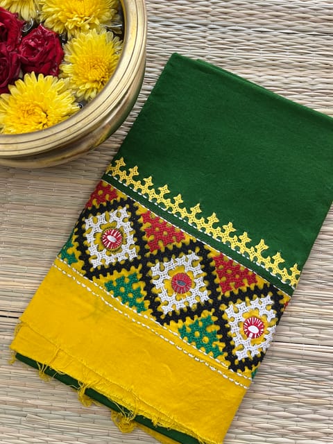 DKUBP6 Dual Color Kutchwork Blouse Piece