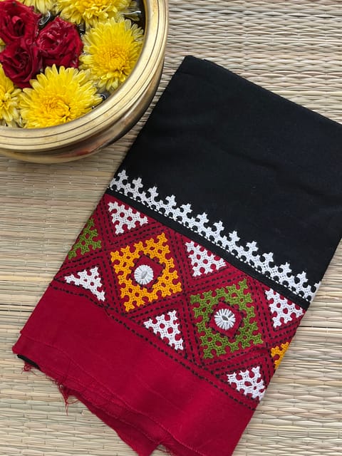 DKUBP56 Dual Color Kutchwork Blouse Piece