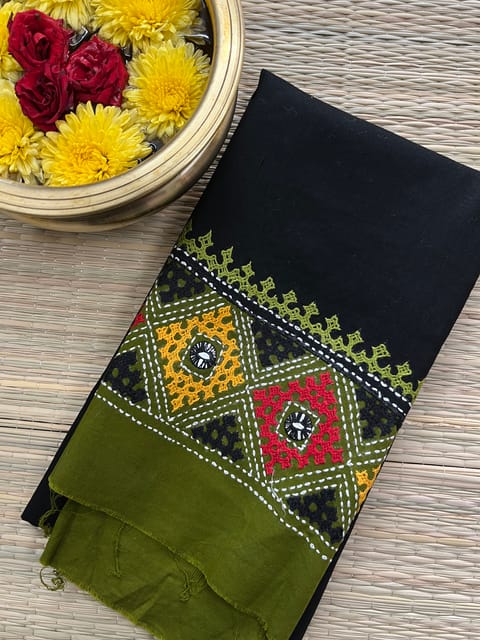 DKUBP60 Dual Color Kutchwork Blouse Piece