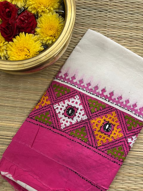 DKUBP64 Dual Color Kutchwork Blouse Piece