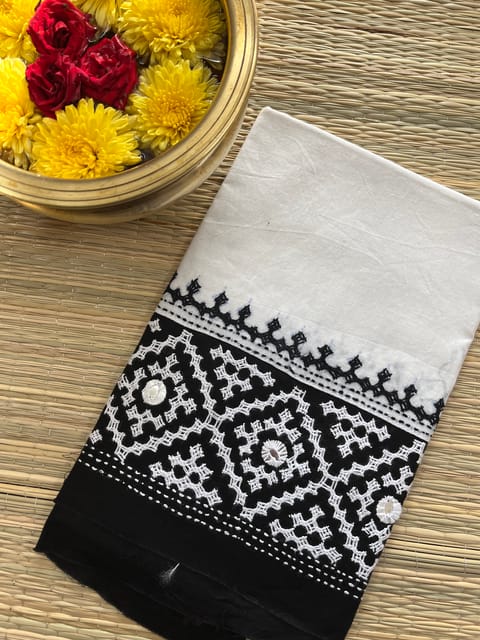 DKUBP81 Dual Color Kutchwork Blouse Piece