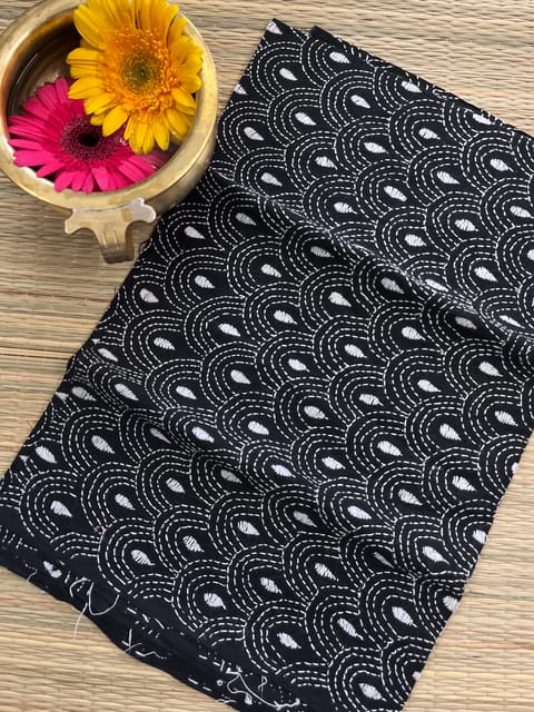 AKBP29 Allover Kanthawork Blouse Piece