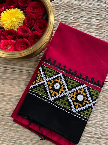 DKUBP83 Dual Color Kutchwork Blouse Piece