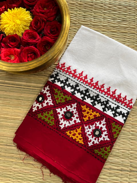 DKUBP86 Dual Color Kutchwork Blouse Piece
