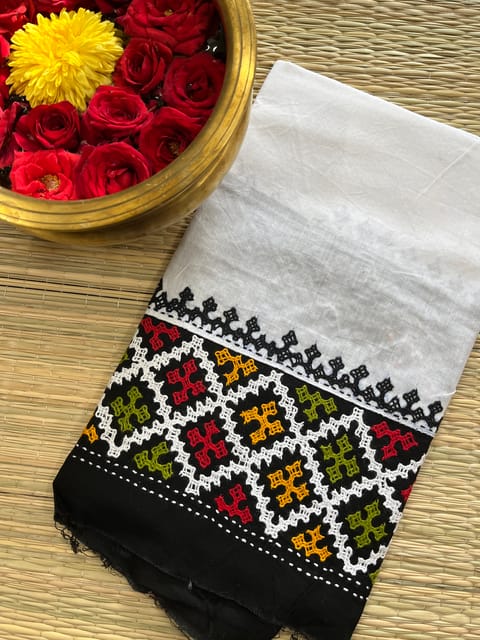 DKUBP88 Dual Color Kutchwork Blouse Piece