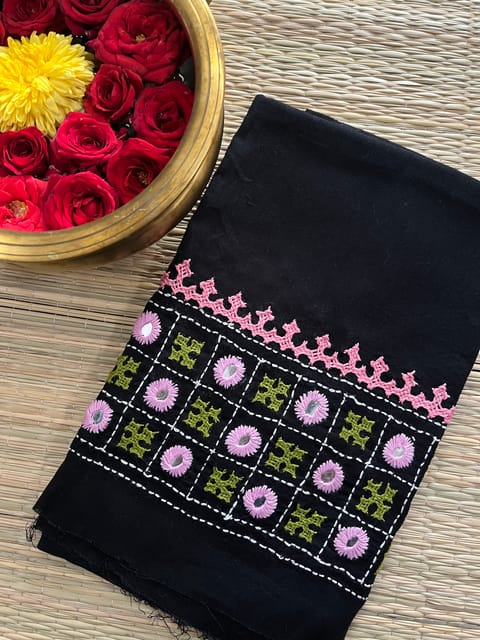 KUTBP238 Kutchwork Blouse Piece